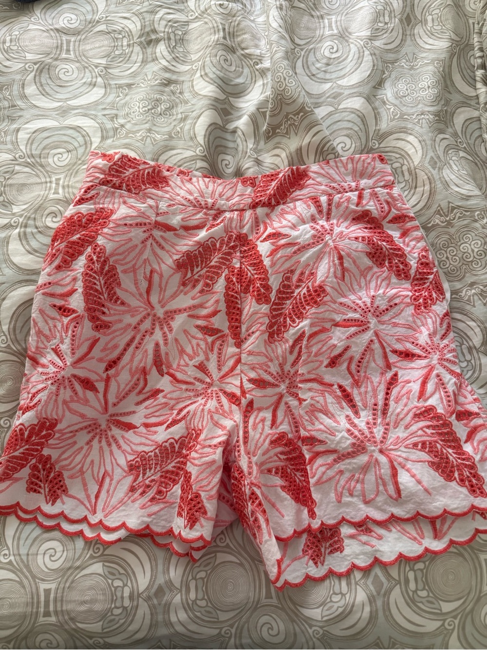 Like new BTFL-life pink embroidered shorts